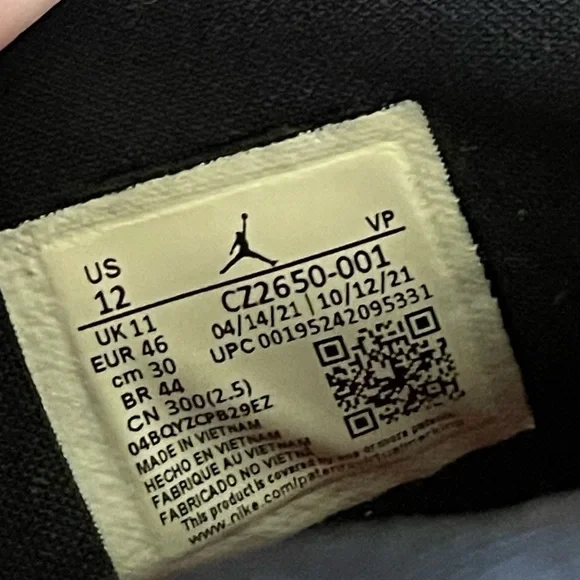 Nike Jordan Air Black and Red Sneakers Chunky Silhouette Size12 - Picture 13 of 13